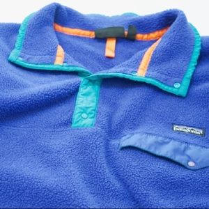 vintage women’s Patagonia fleece